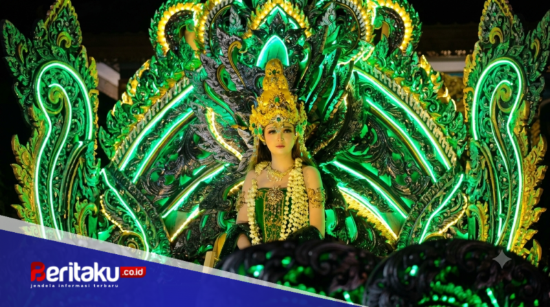 Pukau Ribuan Penonton di Depan RRI Sumenep, Lendhu Sagara Tampil Ciamik di