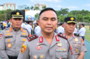 Foto: Kapolda Jawa Timur Irjen Pol Dekananto Eko Purwono (depan) didampingi jajaran Pejabat Utama Polda Jatim memberikan arahan wartawan terkait peluncuran program 'Polisi Jogo Sekolah' di Lapangan Mapolda Jatim.