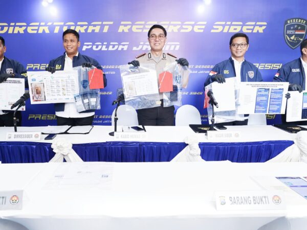 Polda Jatim Ungkap Penipuan Promo Emas Jaringan Lapas, Kerugian Ditaksir Tembus Rp3,7 Miliar