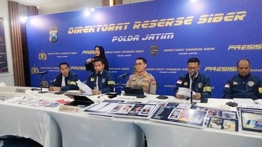Tipu Ratusan Member Hingga Putaran Uang Rp71 Miliar, Owner Arisan Online Fiktif Diringkus Ditressiber Polda Jatim