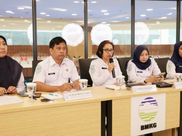 Gempa M7,7 Guncang Flores NTT, BMKG Resmi Akhiri Peringatan Dini Tsunami