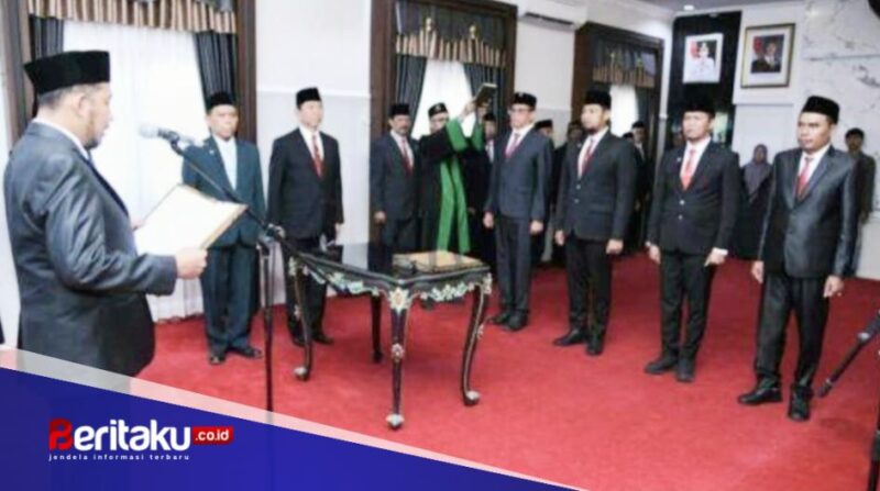 Tekankan Inovasi dan Kerja Kolaboratif, Bupati Fauzi Resmi Lantik Kadisperkimhub Hingga Kasatpol PP