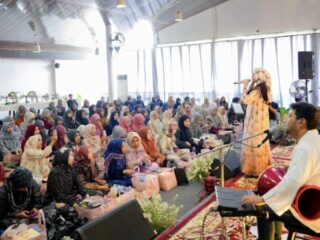 Pererat Silaturahmi Customer Loyal, Arinna Premium Hijab Resmi Deklarasikan KIMMS