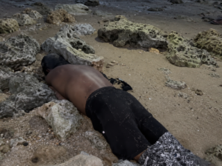 Geger Penemuan Jasad Laki-Laki Terdampar di Pantai Pekandangan Barat Bluto
