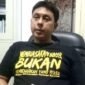 Foto: Tokoh hukum sekaligus aktivis Kabupaten Sumenep, Zamrud Khan, memberikan keterangan tegas terkait sorotan publik terhadap penanganan pasien dan manajemen RS Baghraf Health Care (BHC) Sumenep.