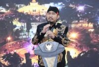 Foto: Bupati Sumenep Achmad Fauzi Wongsojudo saat memberikan sambutan dan arahan terkait pelaksanaan gerakan pembacaan Surat Al-Waqi’ah sebanyak 111.111 kali di lingkungan Pemerintah Kabupaten Sumenep.