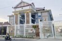 Foto: Gedung DPRD Kabupaten Sumenep di Jalan Trunojoyo yang diagendakan menjadi lokasi kedatangan pihak keluarga almarhum Dani guna melayangkan pengaduan resmi kepada Komisi IV, Kamis (29/10/2026).