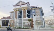 Foto: Gedung DPRD Kabupaten Sumenep di Jalan Trunojoyo yang diagendakan menjadi lokasi kedatangan pihak keluarga almarhum Dani guna melayangkan pengaduan resmi kepada Komisi IV, Kamis (29/10/2026).